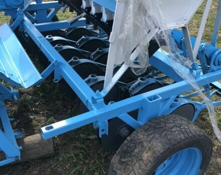 Другая Другая, объемом двигателя 0 л и пробегом 0 тыс. км за 1600 $, фото 5 на Automoto.ua