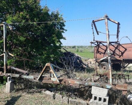 Другая Другая, объемом двигателя 4 л и пробегом 14 тыс. км за 2190 $, фото 6 на Automoto.ua