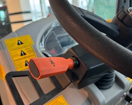 Другая Другая, объемом двигателя 3.9 л и пробегом 1 тыс. км за 55447 $, фото 6 на Automoto.ua