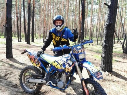 Другая Другая 2002 в Днепре (Днепропетровске) на Automoto.ua Другая Другая, объемом двигателя 0 л и пробегом 0 тыс. км за 4900 $, фото 1 на Automoto.ua