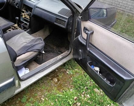 Серый Другая Другая, объемом двигателя 2.2 л и пробегом 363 тыс. км за 17 $, фото 13 на Automoto.ua