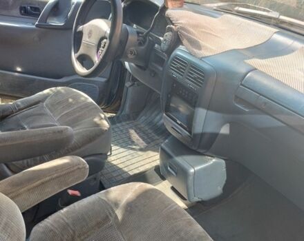 Синий Другая Другая, объемом двигателя 3 л и пробегом 1000 тыс. км за 1092 $, фото 2 на Automoto.ua