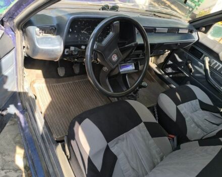 Синий Другая Другая, объемом двигателя 1.6 л и пробегом 300 тыс. км за 800 $, фото 3 на Automoto.ua