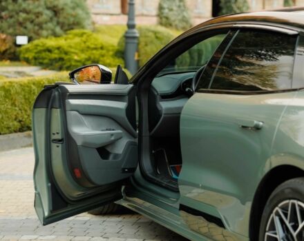 Зеленый Другая Другая, объемом двигателя 0 л и пробегом 39 тыс. км за 36400 $, фото 18 на Automoto.ua