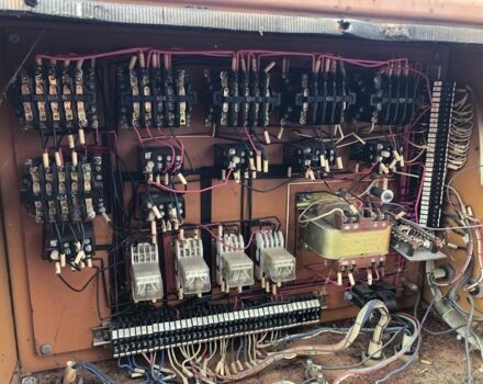 Другая Другая, объемом двигателя 2500 л и пробегом 250 тыс. км за 1181 $, фото 22 на Automoto.ua