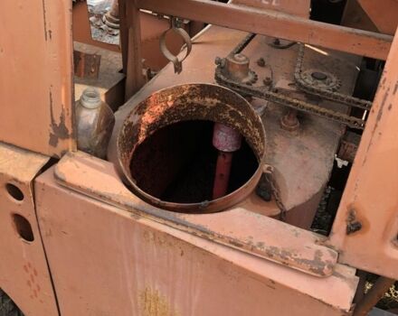 Другая Другая, объемом двигателя 2500 л и пробегом 250 тыс. км за 1181 $, фото 18 на Automoto.ua