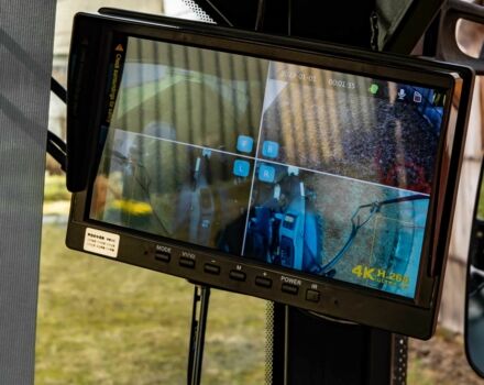 Другая Другая, объемом двигателя 4200 л и пробегом 5 тыс. км за 24900 $, фото 16 на Automoto.ua