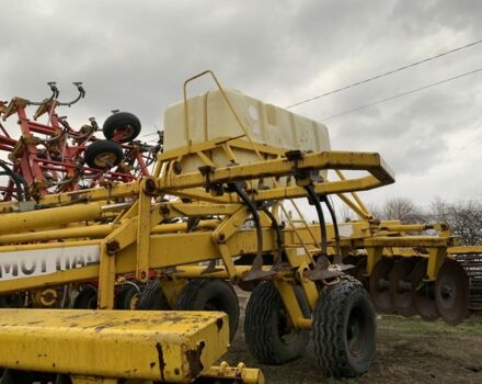Другая Другая, объемом двигателя 0 л и пробегом 0 тыс. км за 6000 $, фото 4 на Automoto.ua