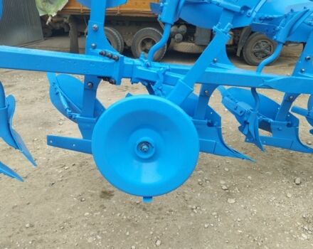 Другая Другая, объемом двигателя 0 л и пробегом 0 тыс. км за 6700 $, фото 4 на Automoto.ua