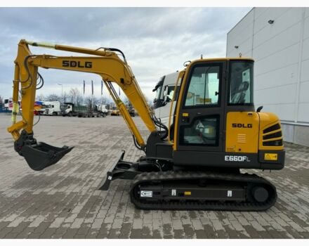 Другая Megane Scenic, объемом двигателя 0 л и пробегом 0 тыс. км за 59000 $, фото 8 на Automoto.ua