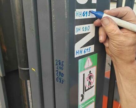 Другая Megane Scenic, объемом двигателя 14.86 л и пробегом 0 тыс. км за 11476 $, фото 2 на Automoto.ua