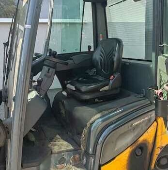 Другая Megane Scenic, объемом двигателя 14.86 л и пробегом 0 тыс. км за 11475 $, фото 4 на Automoto.ua