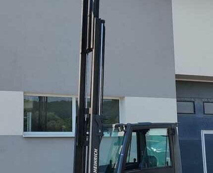 Другая Megane Scenic, объемом двигателя 14.86 л и пробегом 0 тыс. км за 11475 $, фото 5 на Automoto.ua