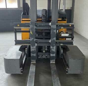 Другая Megane Scenic, объемом двигателя 14.86 л и пробегом 0 тыс. км за 42606 $, фото 4 на Automoto.ua