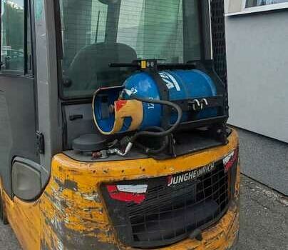 Другая Megane Scenic, объемом двигателя 14.86 л и пробегом 0 тыс. км за 10170 $, фото 2 на Automoto.ua