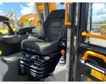 Другая Megane Scenic, объемом двигателя 14.86 л и пробегом 0 тыс. км за 106350 $, фото 2 на Automoto.ua