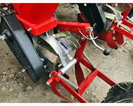 Другая Megane Scenic, объемом двигателя 14.86 л и пробегом 0 тыс. км за 4599 $, фото 5 на Automoto.ua