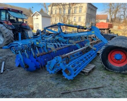 Другая Megane Scenic, объемом двигателя 0 л и пробегом 0 тыс. км за 48263 $, фото 4 на Automoto.ua