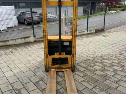 Другая Megane Scenic, объемом двигателя 6 л и пробегом 0 тыс. км за 2647 $, фото 1 на Automoto.ua