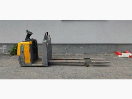 Другая Megane Scenic, объемом двигателя 6 л и пробегом 0 тыс. км за 1469 $, фото 1 на Automoto.ua