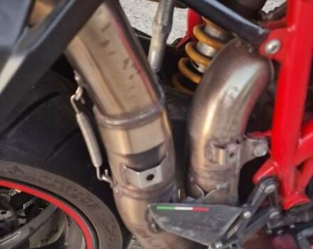 Дукати 1098 2007 в Ровно на Automoto.ua Красный Дукати 1098, объемом двигателя 1.1 л и пробегом 40 тыс. км за 8500 $, фото 8 на Automoto.ua