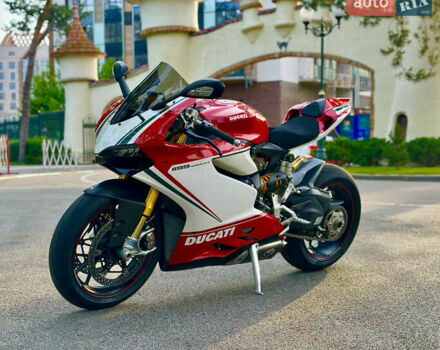 Красный Дукати 1199 Panigale S, объемом двигателя 1.2 л и пробегом 26 тыс. км за 26000 $, фото 4 на Automoto.ua