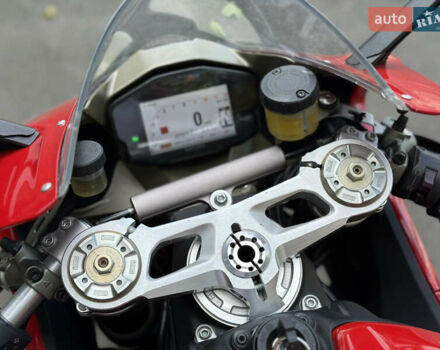 Красный Дукати 1299 Panigale, объемом двигателя 1.3 л и пробегом 22 тыс. км за 14000 $, фото 5 на Automoto.ua