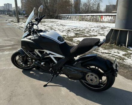 Білий Дукаті Діавел, об'ємом двигуна 1.2 л та пробігом 9 тис. км за 16500 $, фото 15 на Automoto.ua