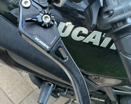 Черный Дукати Диавел, объемом двигателя 1.2 л и пробегом 17 тыс. км за 10000 $, фото 3 на Automoto.ua