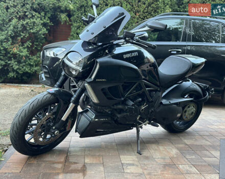 Черный Дукати Диавел, объемом двигателя 1.2 л и пробегом 17 тыс. км за 10000 $, фото 1 на Automoto.ua