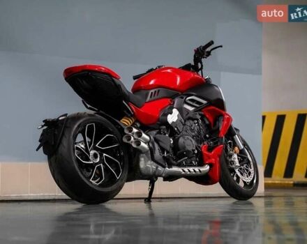 Красный Дукати Диавел, объемом двигателя 1.16 л и пробегом 1 тыс. км за 30500 $, фото 1 на Automoto.ua