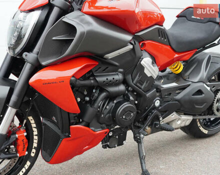 Красный Дукати Диавел, объемом двигателя 1.16 л и пробегом 7 тыс. км за 30000 $, фото 3 на Automoto.ua