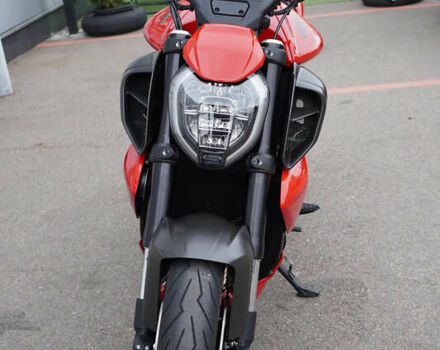 Красный Дукати Диавел, объемом двигателя 1.16 л и пробегом 7 тыс. км за 30000 $, фото 4 на Automoto.ua