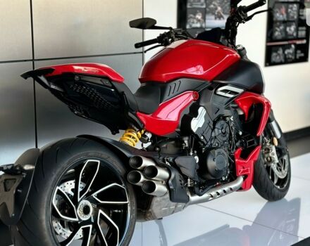 купить новое авто Дукати Диавел 2023 года от официального дилера Ducati "Автомобільний центр Київ" Дукати фото