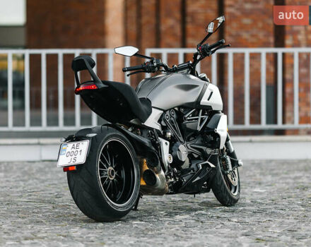 Дукати Диавел 2020 в Днепре (Днепропетровске) на Automoto.ua Серый Дукати Диавел, объемом двигателя 1.26 л и пробегом 6 тыс. км за 22500 $, фото 6 на Automoto.ua