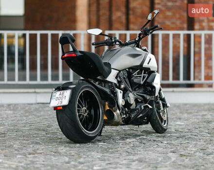 Дукати Диавел 2020 в Днепре (Днепропетровске) на Automoto.ua Серый Дукати Диавел, объемом двигателя 1.26 л и пробегом 6 тыс. км за 22500 $, фото 7 на Automoto.ua