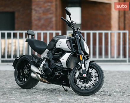 Дукати Диавел 2020 в Днепре (Днепропетровске) на Automoto.ua Серый Дукати Диавел, объемом двигателя 1.26 л и пробегом 6 тыс. км за 22500 $, фото 3 на Automoto.ua