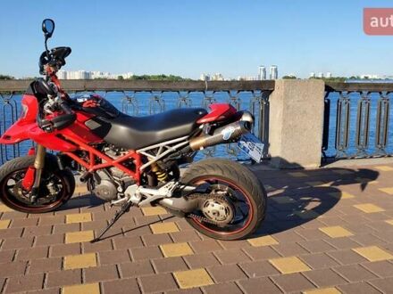 Дукати Гипермотард 2011 в Киеве на Automoto.ua Красный Дукати Гипермотард, объемом двигателя 0 л и пробегом 22 тыс. км за 6500 $, фото 1 на Automoto.ua