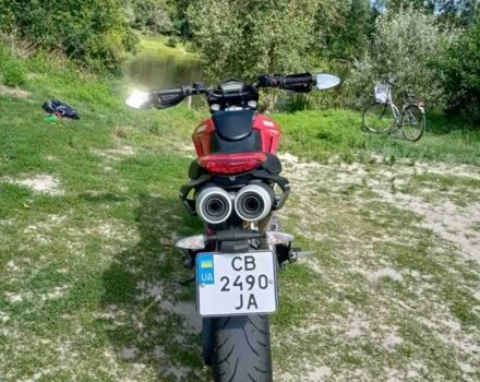 Дукати Гипермотард, объемом двигателя 0.8 л и пробегом 0 тыс. км за 5700 $, фото 6 на Automoto.ua