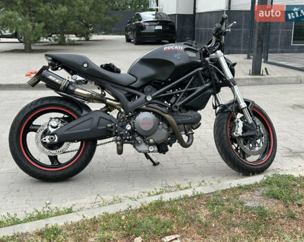 Дукати Монстр 2012 в Киеве на Automoto.ua Черный Дукати Монстр, объемом двигателя 0.7 л и пробегом 28 тыс. км за 6800 $, фото 2 на Automoto.ua