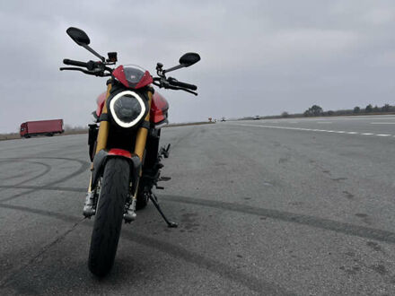 Дукаті Монстр 2023 у Дніпро (Дніпропетровську) на Automoto.ua Червоний Дукаті Монстр, об'ємом двигуна 0.94 л та пробігом 4 тис. км за 15500 $, фото 1 на Automoto.ua