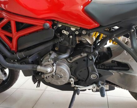 Дукати Монстр, объемом двигателя 0.82 л и пробегом 0 тыс. км за 9000 $, фото 4 на Automoto.ua