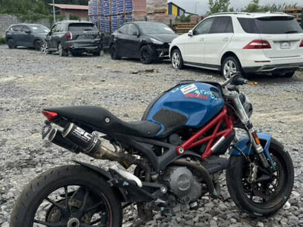 Дукати Монстр, объемом двигателя 0 л и пробегом 8 тыс. км за 5200 $, фото 1 на Automoto.ua