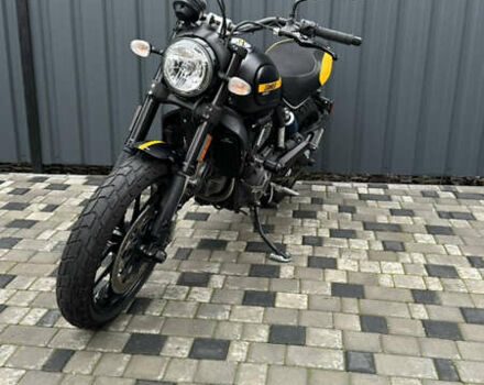 Черный Дукати Скрамблер, объемом двигателя 0.8 л и пробегом 9 тыс. км за 8300 $, фото 3 на Automoto.ua