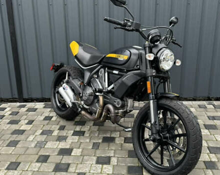 Черный Дукати Скрамблер, объемом двигателя 0.8 л и пробегом 9 тыс. км за 8300 $, фото 2 на Automoto.ua