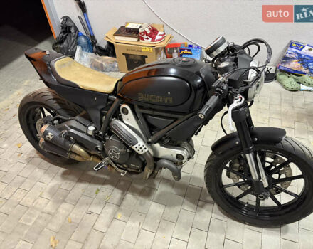 Черный Дукати Скрамблер, объемом двигателя 0.8 л и пробегом 14 тыс. км за 8500 $, фото 1 на Automoto.ua