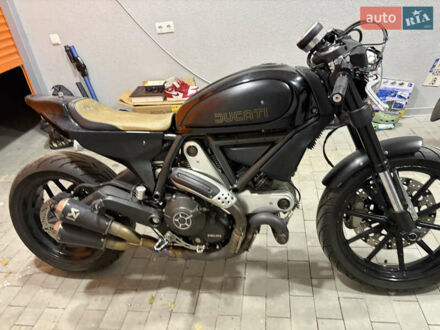 Черный Дукати Скрамблер, объемом двигателя 0.8 л и пробегом 14 тыс. км за 8500 $, фото 1 на Automoto.ua