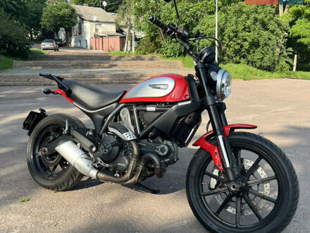 Дукати Скрамблер 2016 в Житомире на Automoto.ua Красный Дукати Скрамблер, объемом двигателя 0.8 л и пробегом 28 тыс. км за 7299 $, фото 1 на Automoto.ua