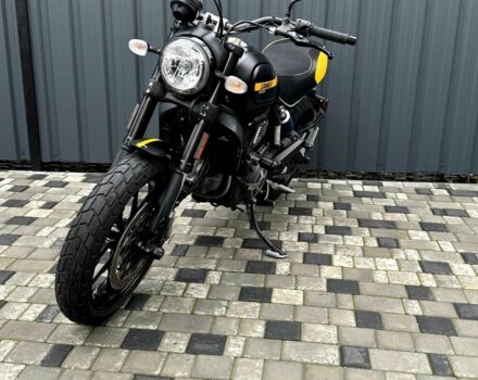 Дукати Скрамблер, объемом двигателя 0.8 л и пробегом 0 тыс. км за 8300 $, фото 3 на Automoto.ua