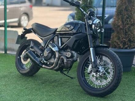 Дукати Скрамблер 2018 в Киеве на Automoto.ua Дукати Скрамблер, объемом двигателя 0 л и пробегом 17 тыс. км за 7300 $, фото 1 на Automoto.ua